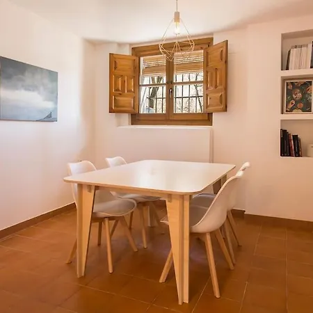 Casa Tipica Del Albaicin Con Interior De Diseno Granada