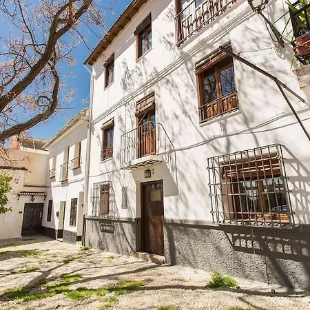 Casa Tipica Del Albaicin Con Interior De Diseno Holiday home Granada