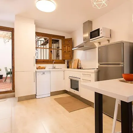 Casa Tipica Del Albaicin Con Interior De Diseno Holiday home Granada