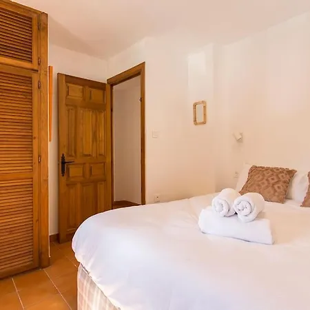 Casa Tipica Del Albaicin Con Interior De Diseno