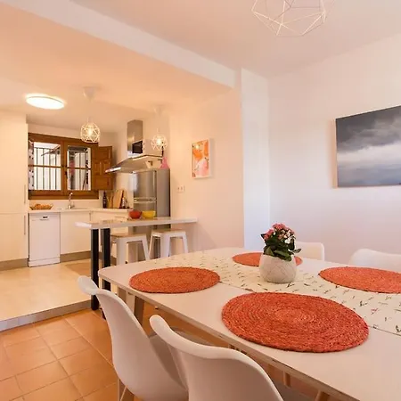 Casa Tipica Del Albaicin Con Interior De Diseno